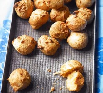Βραζιλιάνικα τυροπιτάκια (pão de queijo)