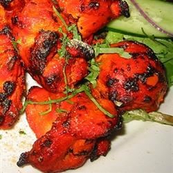 Ινδικά σουβλάκια κοτόπουλου tikka