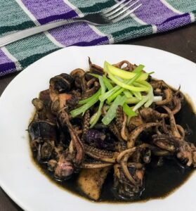 Καλαμάρια adobo