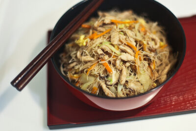 Ταϊβανέζικα τηγανιτά νουντλς ρυζιού tsao mi fun